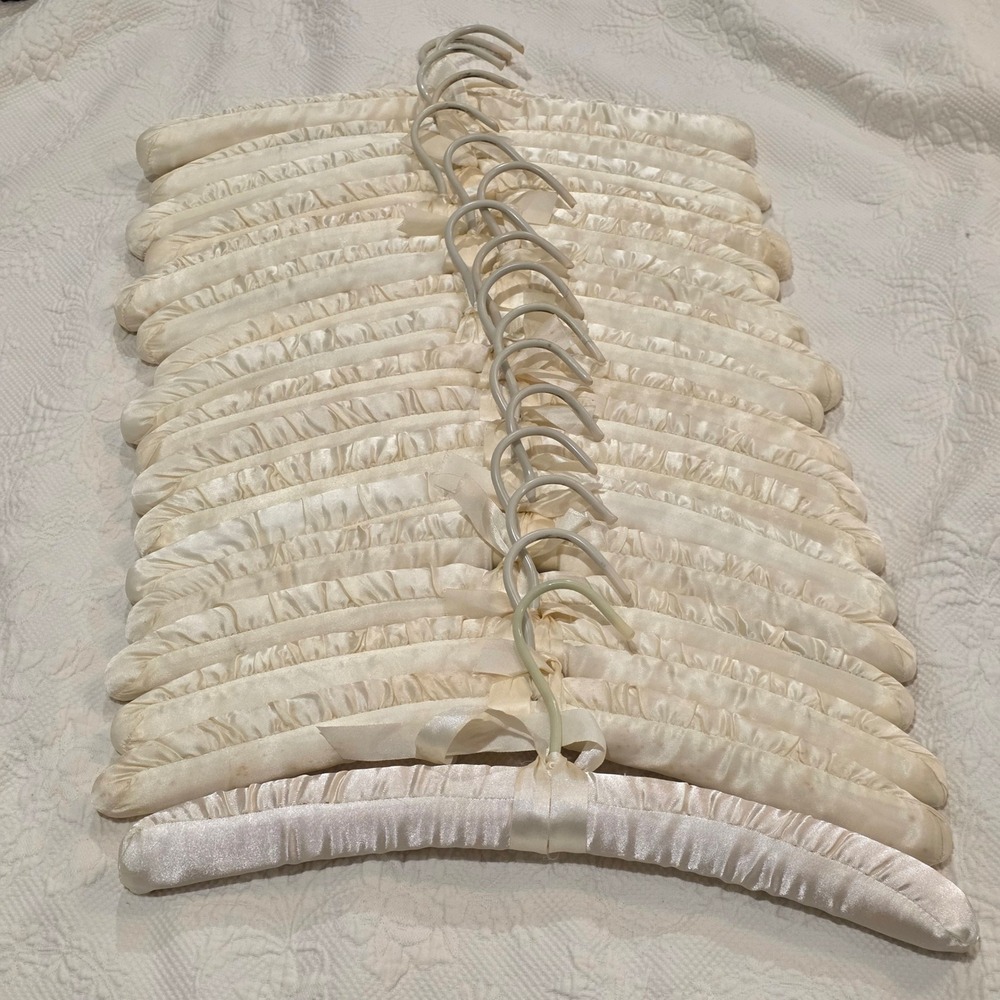 Vtg Cream Satin Padded Clothes Hangers Set of 16 Ruched Bridal Closet Decor READ